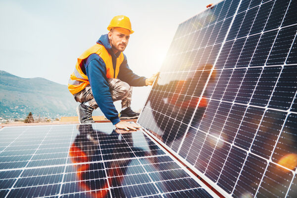 Les avantages de l’utilisation de l’énergie solaire pour les entreprises et collectivités